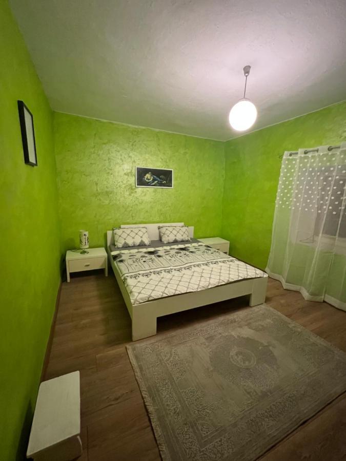 Villa Kuca Za Odmor Nikšić Exterior foto